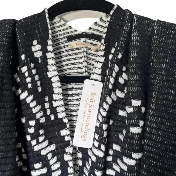 Soft Surroundings Womens Black Aztec Stretch Stitch Tribal Wrap Poncho One Size - Picture 5 of 16